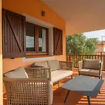 Апарт-отель Isa - With Swimming Pool In Costa Serena Just 700 Mt From The Sea