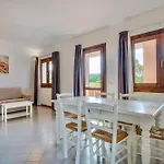 Апарт-отель Isa - With Swimming Pool In Costa Serena Just 700 Mt From The Sea