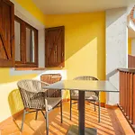 Апарт-отель Isa - With Swimming Pool In Costa Serena Just 700 Mt From The Sea 3*
