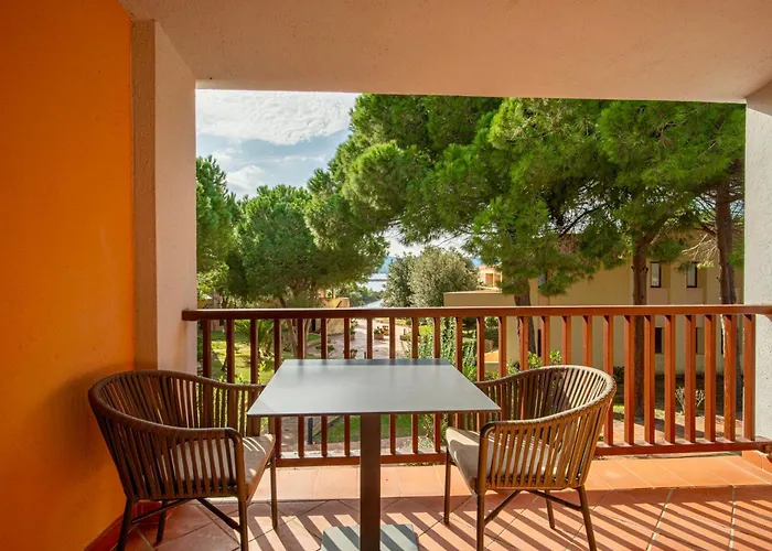 Апарт-отель Isa - With Swimming Pool In Costa Serena Just 700 Mt From The Sea Порто-Рафаэль